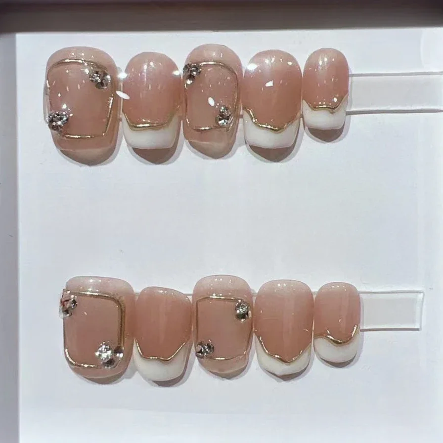 Nail Art Eye Cat - 10 stuks korte vierkante Franse handgemaakte