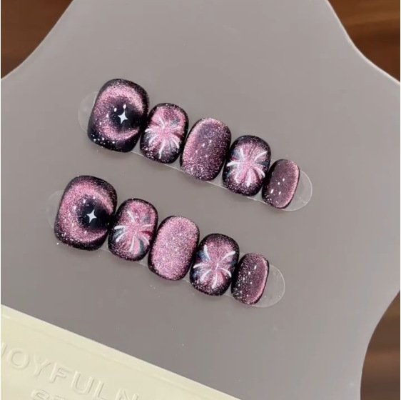 Press On Nail Set - 10 stuks paarse korte ronde kop