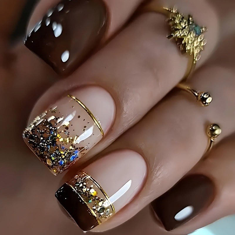 Korte vierkante nepnagels voor - Press On Nail Set recensie en prijs