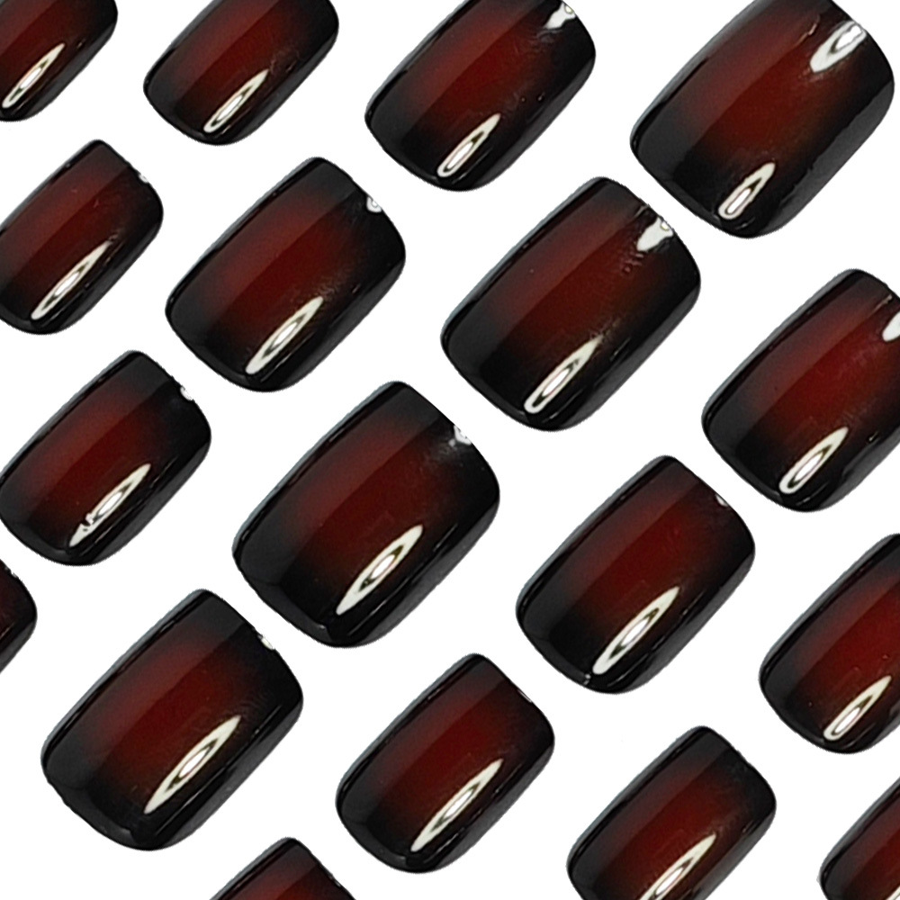 Korte vierkante nepnagels voor - Press On Nail Set recensie en prijs