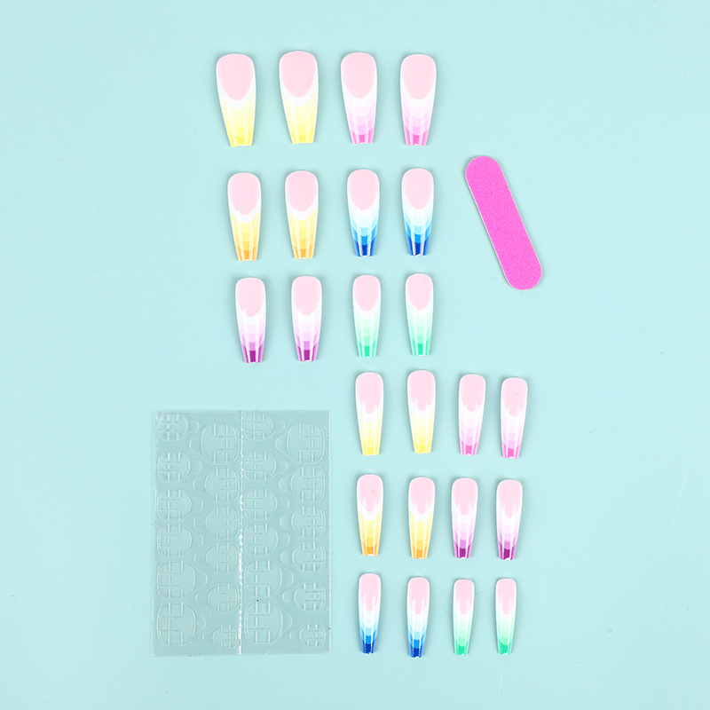 Korte medium nepnagels voor vr - Press On Nail Set recensie en prijs