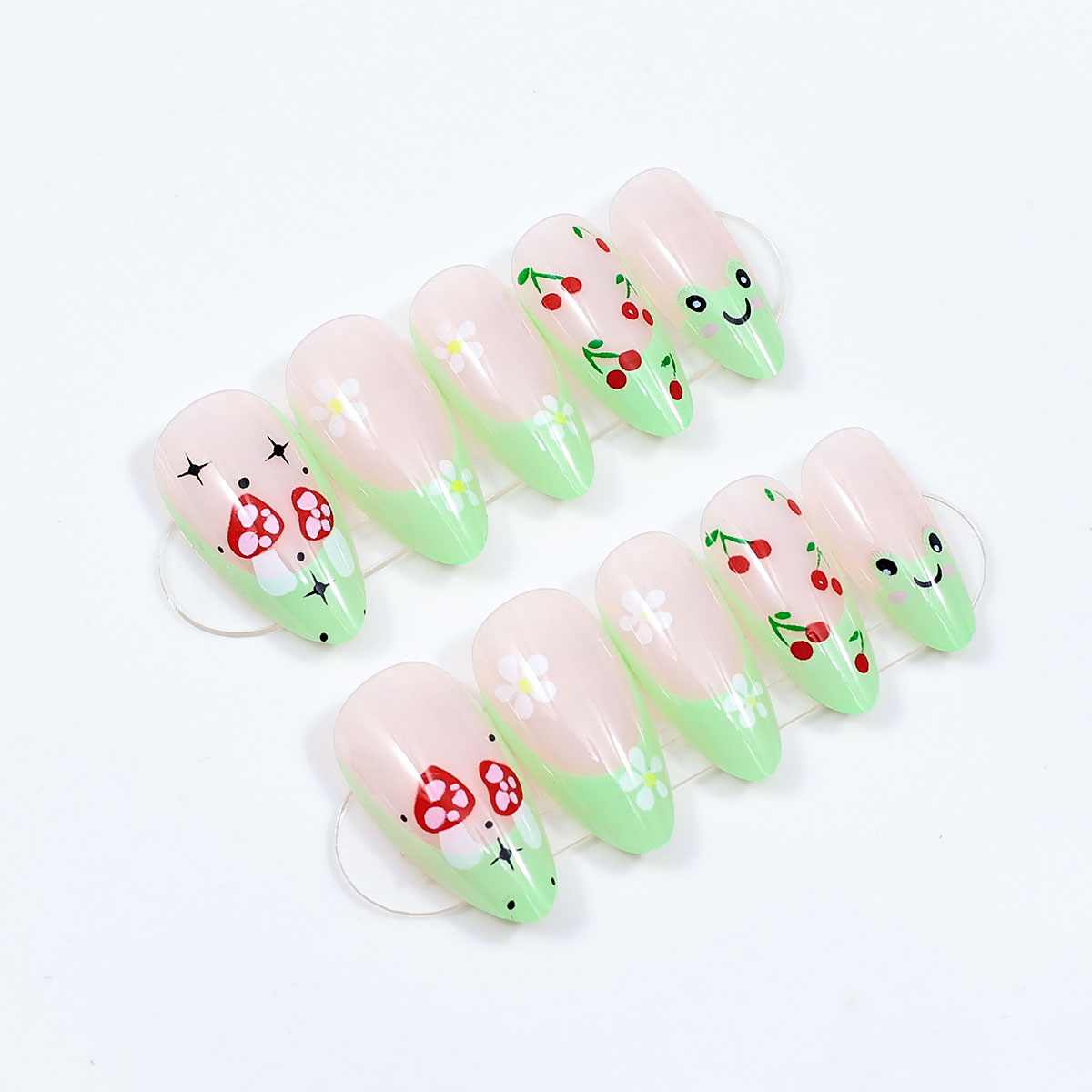 Mooie kersenpers op nagels Fra - Press On Nail Set recensie en prijs